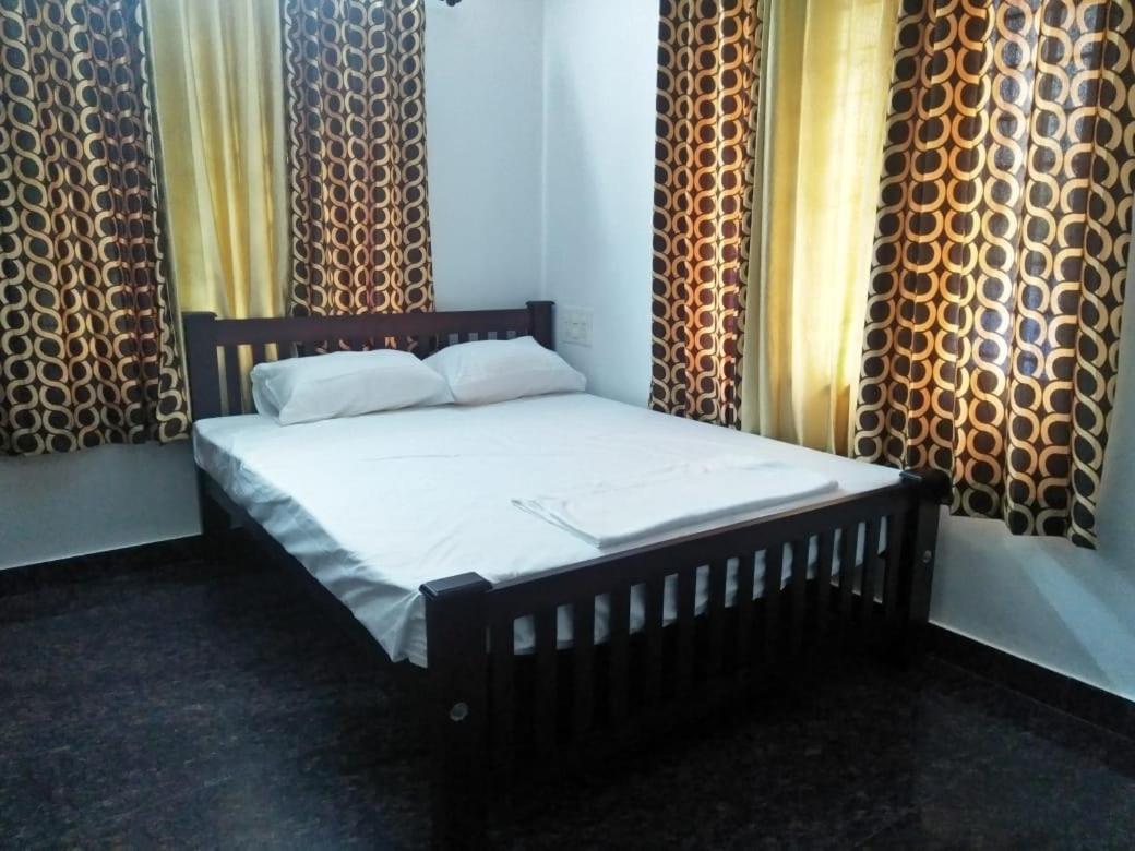 Kochi Coral Homes חדר תמונה